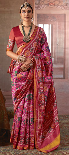 Pink and Majenta color Saree in Art Silk fabric with Weaving work