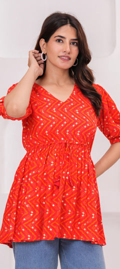 Red and Maroon color Kurti in Rayon fabric with Lehariya, Printed work