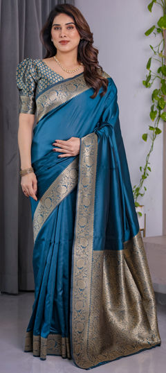 Green color Saree in Jacquard fabric with Weaving work