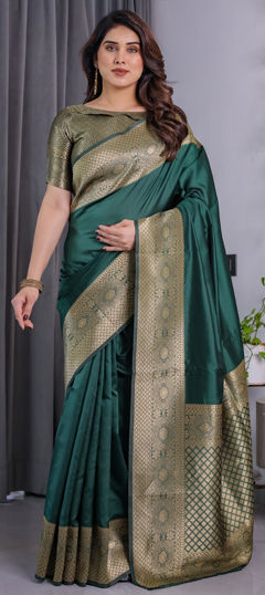 Green color Saree in Jacquard fabric with Weaving work