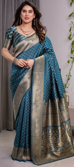 Green color Saree in Jacquard fabric with Weaving work