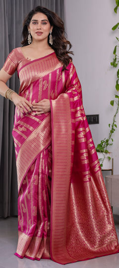 Pink and Majenta color Saree in Jacquard fabric with Weaving work
