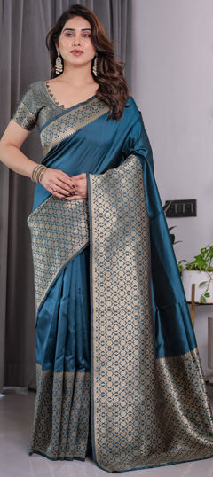 Green color Saree in Jacquard fabric with Weaving work