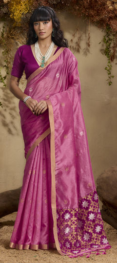 Pink and Majenta color Saree in Tussar Silk fabric with Weaving work