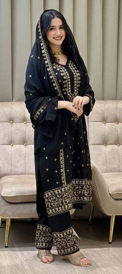 Black and Grey color Salwar Kameez in Faux Georgette fabric with Embroidered, Sequence, Thread work