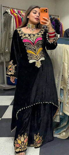 Black and Grey color Salwar Kameez in Velvet fabric with Embroidered, Sequence, Thread work