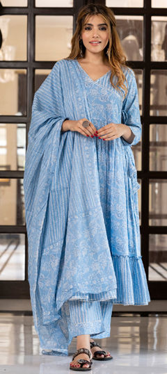 Blue color Salwar Kameez in Cotton fabric with Floral, Printed work