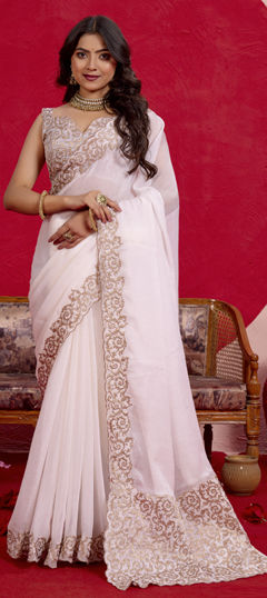 White and Off White color Saree in Chiffon fabric with Thread, Zari work