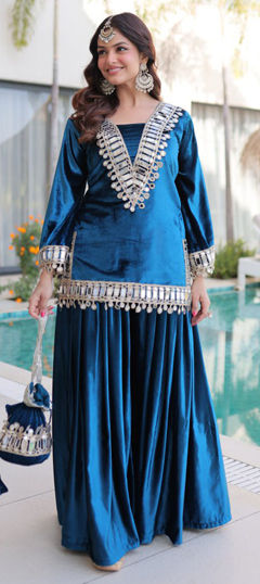 Blue color Salwar Kameez in Velvet fabric with Mirror work