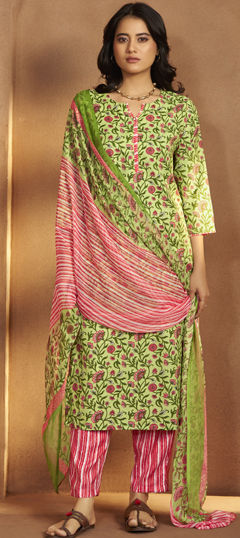 Green color Salwar Kameez in Blended Cotton fabric with Printed work