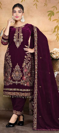 Pink and Majenta color Salwar Kameez in Velvet fabric with Embroidered, Sequence, Zircon work