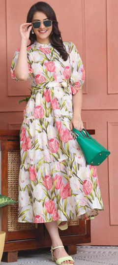 Multicolor color Dress in Rayon fabric with Digital Print, Floral work