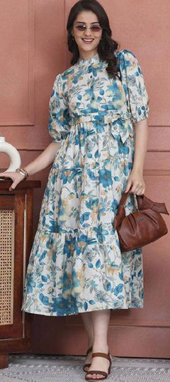 Multicolor color Dress in Rayon fabric with Digital Print, Floral work