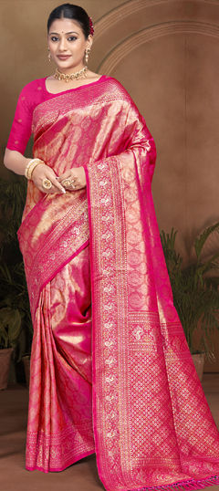 Pink and Majenta color Saree in Kanjeevaram Silk fabric with Weaving work