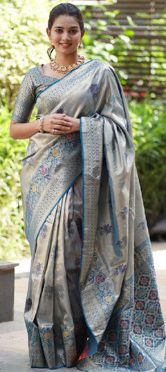 Black and Grey color Saree in Banarasi Silk fabric with Thread, Zari work
