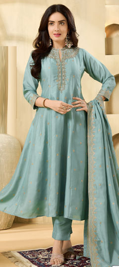 Green color Salwar Kameez in Silk fabric with Bugle Beads, Embroidered, Sequence, Thread work