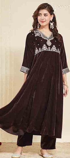Black and Grey color Salwar Kameez in Velvet fabric with Embroidered, Sequence work