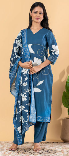 Blue color Salwar Kameez in Cotton fabric with Bandhej, Floral, Printed, Sequence work