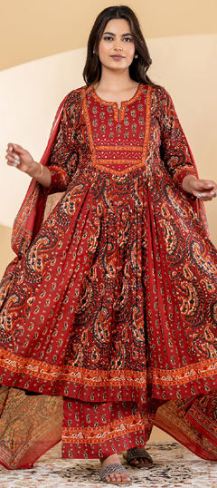 Red and Maroon color Salwar Kameez in Cotton fabric with Cut Dana, Printed, Sequence work