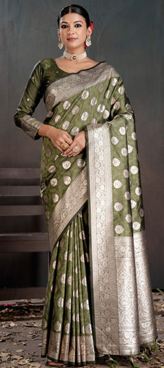 Green color Saree in Silk fabric with Weaving work