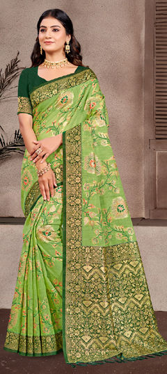 Green color Saree in Silk cotton fabric with Weaving work