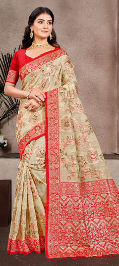 Beige and Brown color Saree in Silk cotton fabric with Weaving work