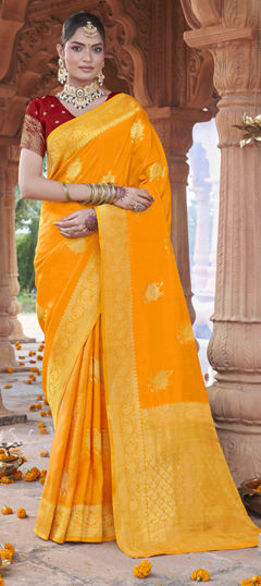 Yellow color Saree in Silk fabric with Weaving work