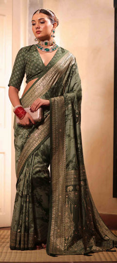 Green color Saree in Silk fabric with Tye n Dye, Weaving work