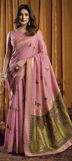 Pink and Majenta color Saree in Cotton fabric with Weaving work