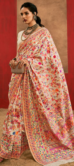 White and Off White color Saree in Cotton fabric with Printed, Weaving work