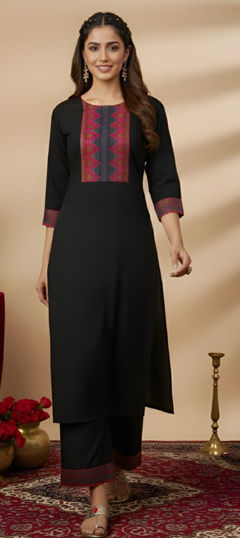Black and Grey color Salwar Kameez in Cotton fabric with Printed work