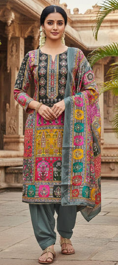 Black and Grey color Salwar Kameez in Chinon Silk fabric with Printed work