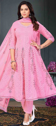 Pink and Majenta color Salwar Kameez in Cotton fabric with Printed work