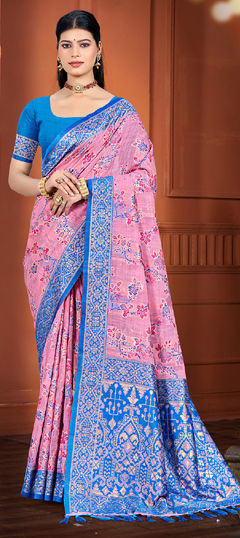 Pink and Majenta color Saree in Silk cotton fabric with Weaving work