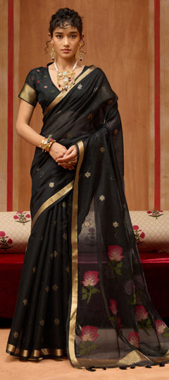Black and Grey color Saree in Cotton fabric with Floral, Printed, Weaving work