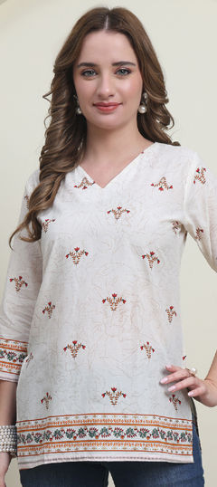 Red and Maroon color Kurti in Cotton fabric with Printed work