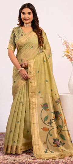 Green color Saree in Cotton fabric with Weaving work