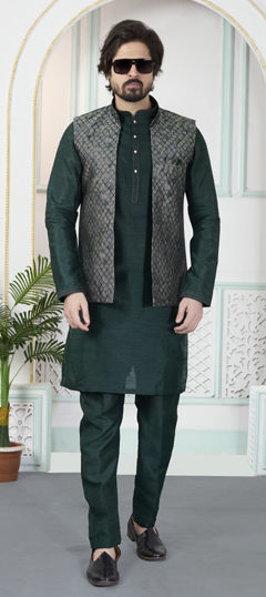 Green color Kurta Pyjama with Jacket in Art Silk, Jacquard fabric with Weaving work