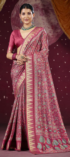 Red and Maroon color Saree in Silk fabric with Weaving work