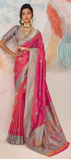 Red and Maroon color Saree in Kanjeevaram Silk fabric with Weaving work