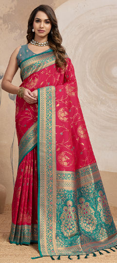 Pink and Majenta color Saree in Banarasi Silk fabric with Weaving, Zari work