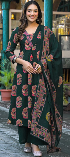 Green color Salwar Kameez in Cotton fabric with Floral, Printed, Sequence work