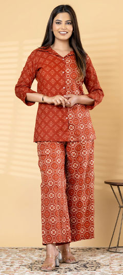 Red and Maroon color Co-ords Set in Cotton fabric with Printed work