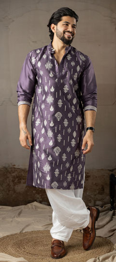 Purple and Violet color Kurta Pyjamas in Silk fabric with Embroidered work