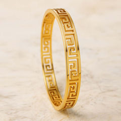 Gold Rodium Polish Gold color Bangles in Metal Alloy studded with Artificial