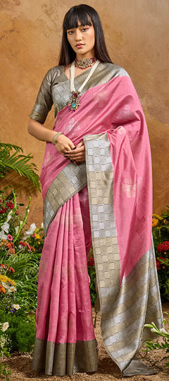 Pink and Majenta color Saree in Blended, Silk fabric with Weaving work
