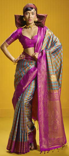 Multicolor color Saree in Handloom fabric with Weaving work