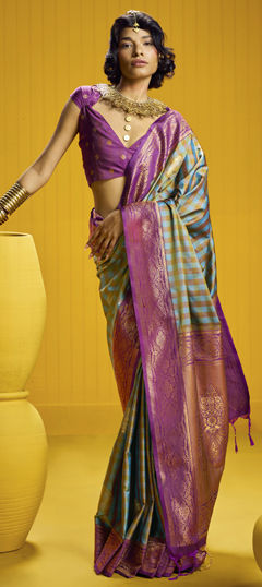 Multicolor color Saree in Handloom fabric with Weaving work