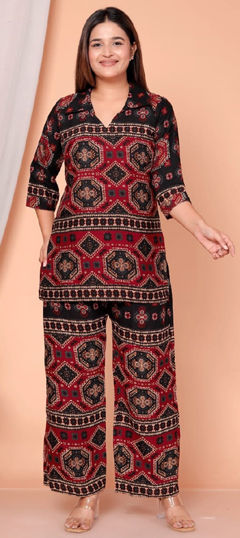 Black and Grey, Red and Maroon color Co-ords Set in Rayon fabric with Digital Print work