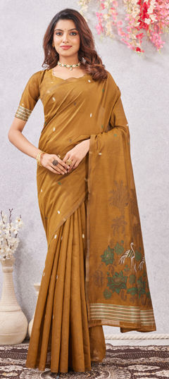 Yellow color Saree in Cotton, Linen fabric with Floral, Printed work